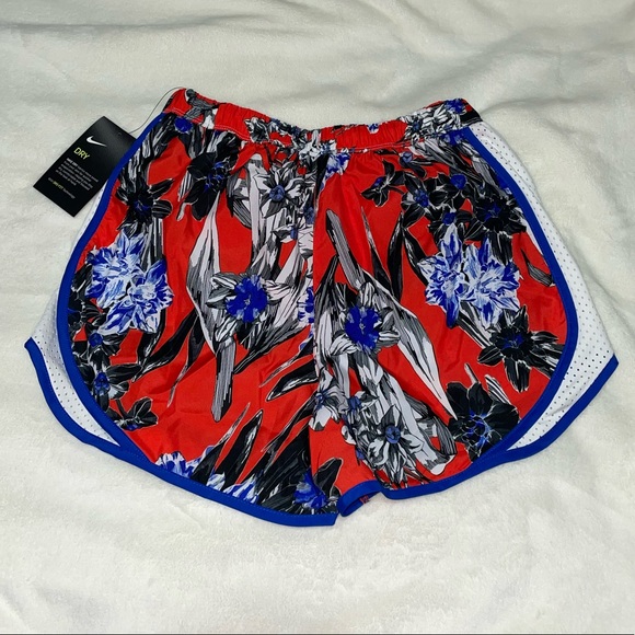 NEW NIKE Blue and Red Running Shorts - Picture 6 of 6